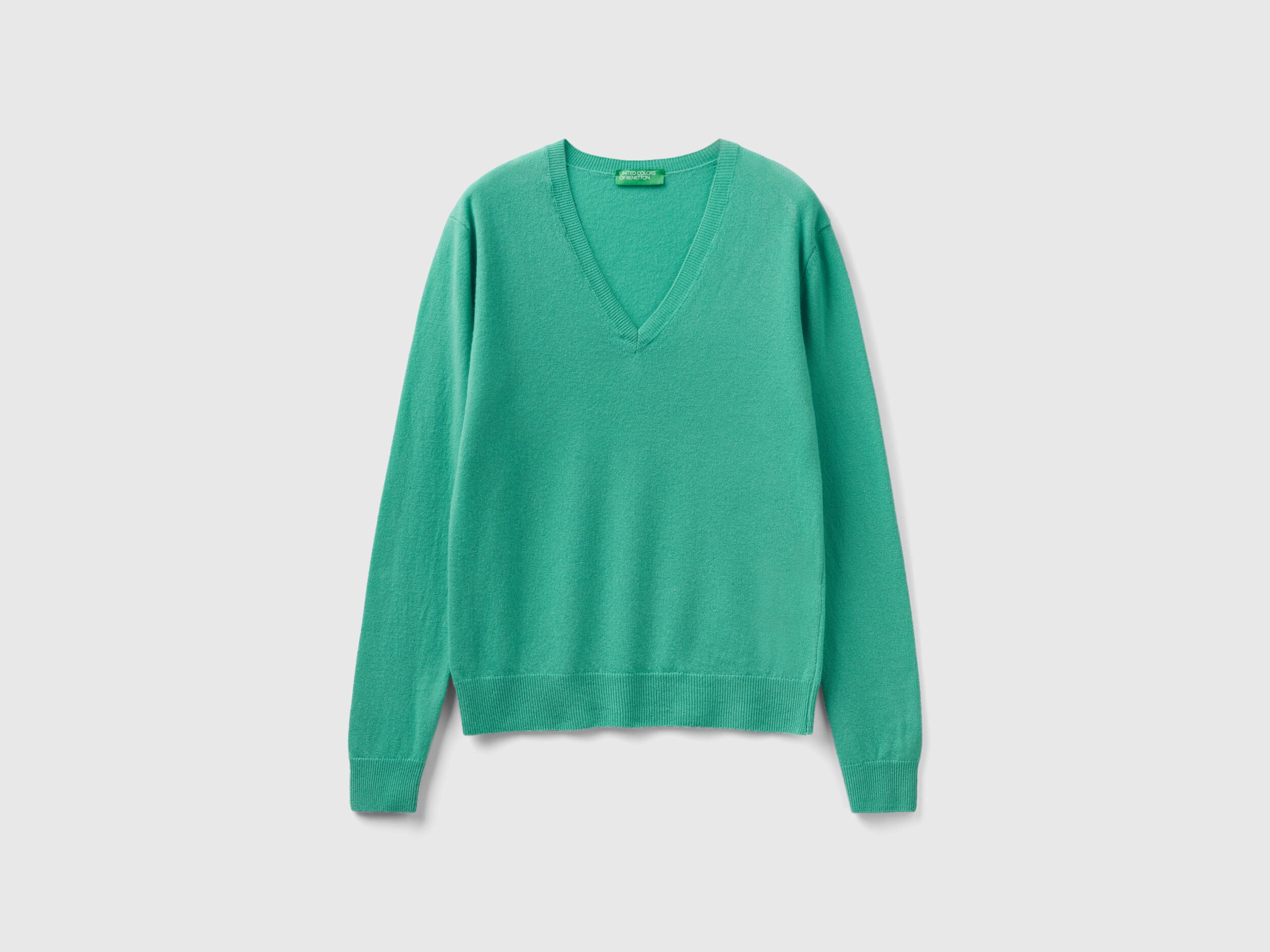 Light green V neck sweater in pure Merino wool Light Green