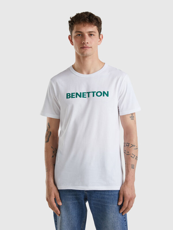 White t-shirt in organic cotton with green logo Men