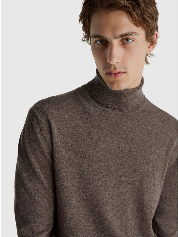 Gray turtleneck in pure Merino wool Men