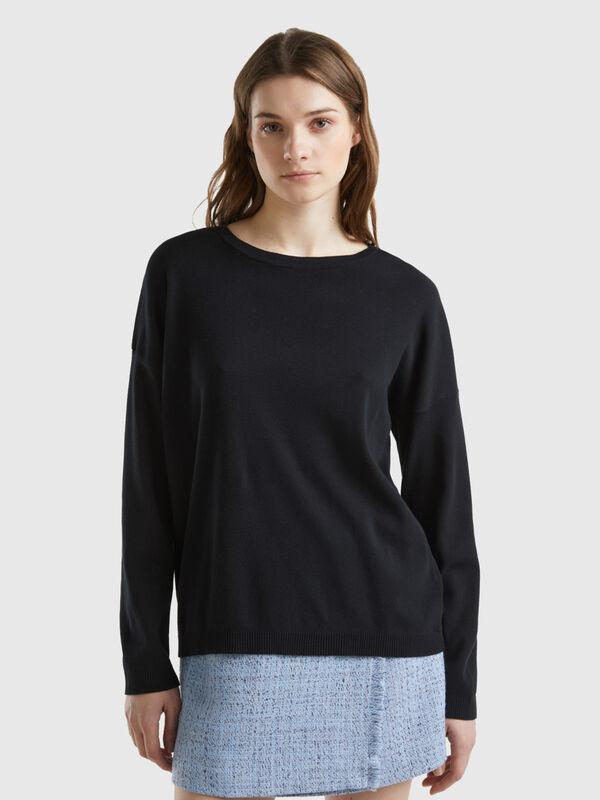 Women's Crew Neck Sweaters and Jumpers