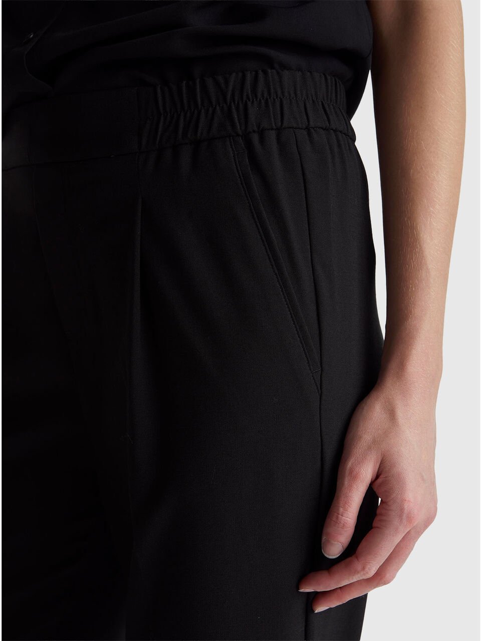 TROUSERS Women image number null