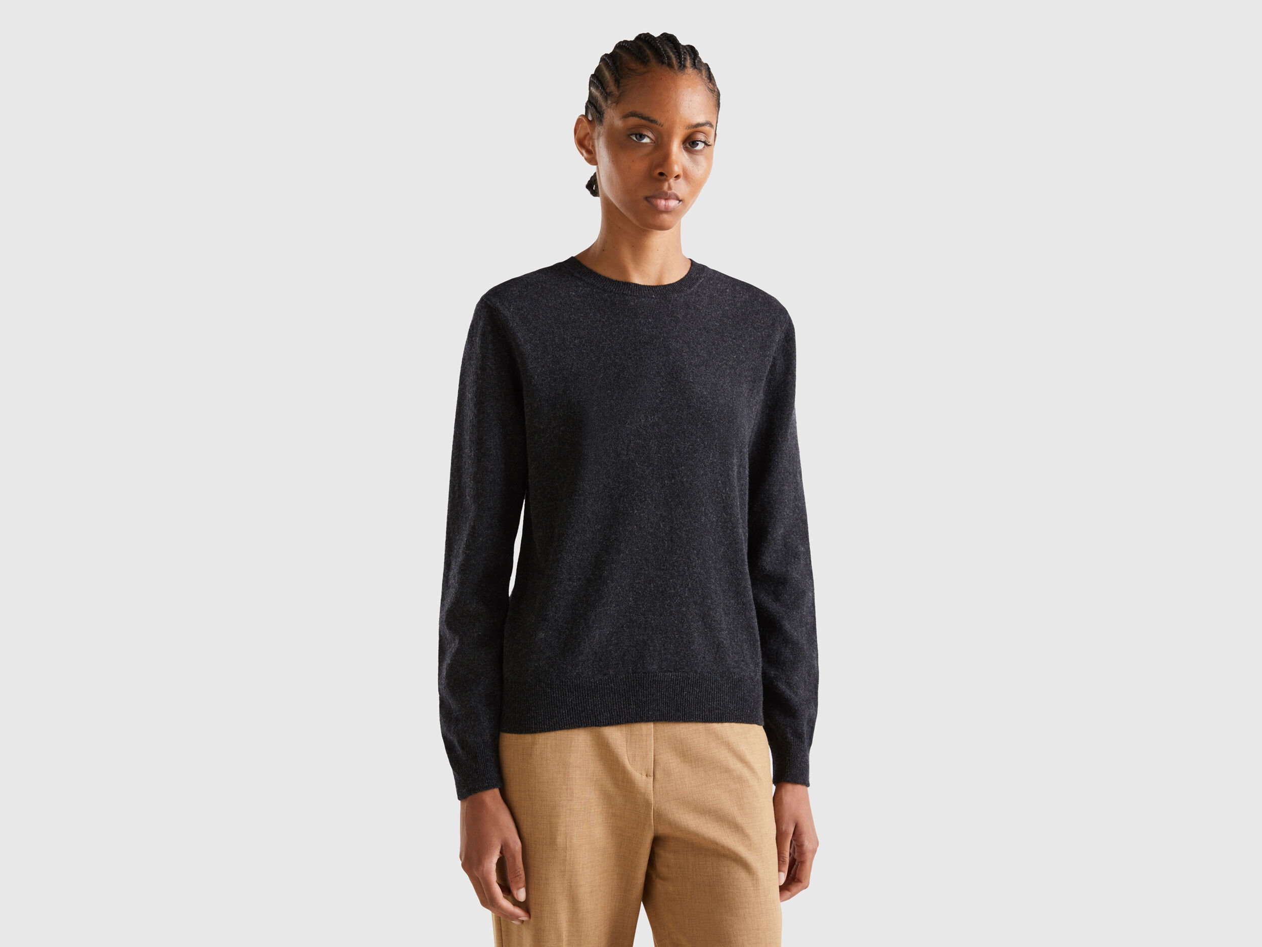 Charcoal cashmere sweater 2025