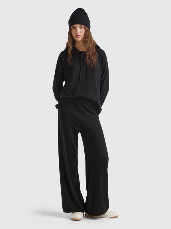 Black wide leg trousers in cashmere and wool blend Women