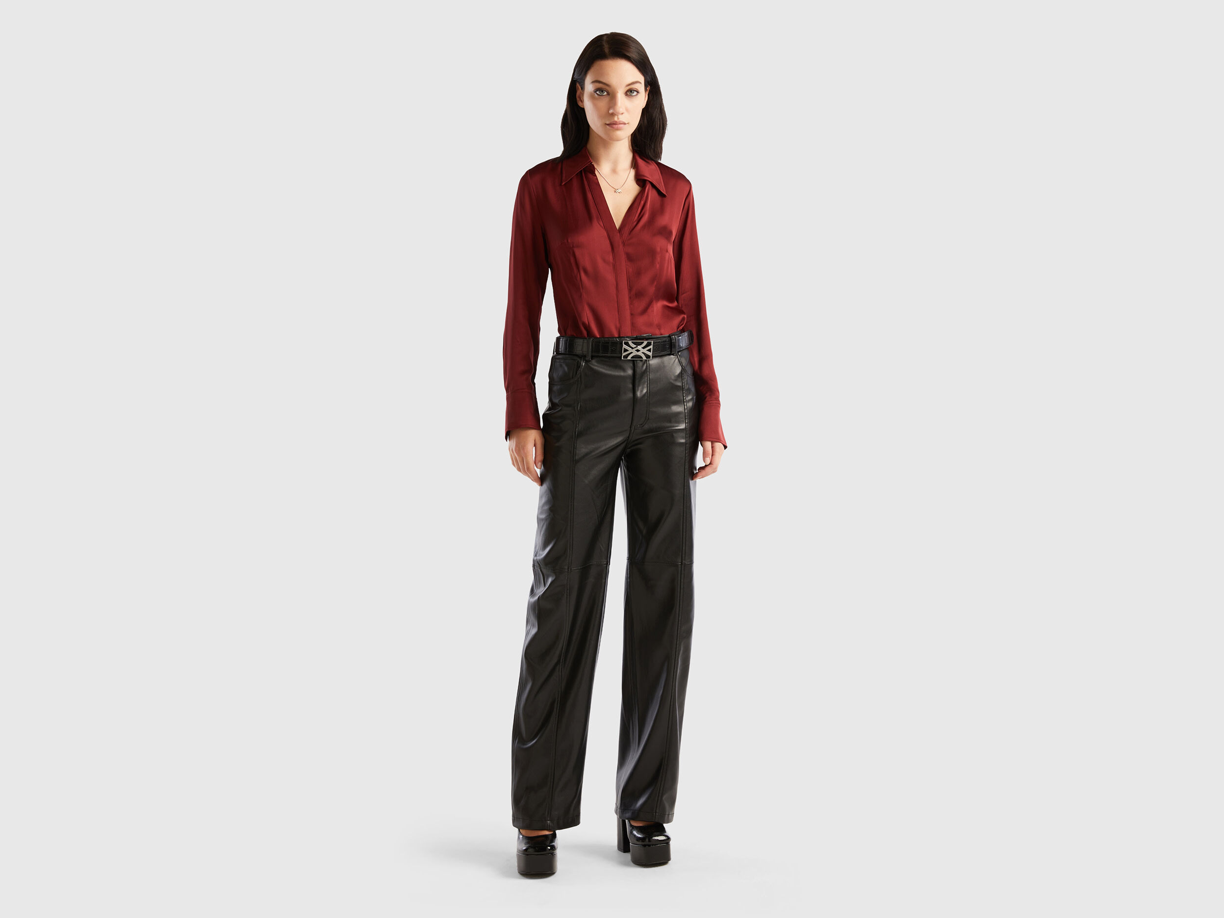 Trousers in imitation leather fabric - Black | Benetton