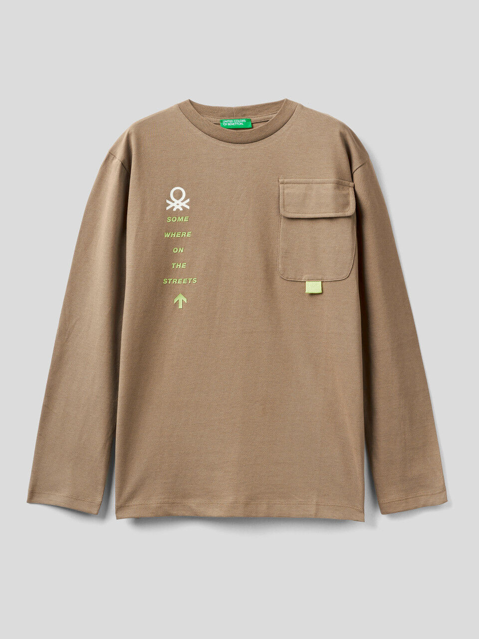 T-shirt with breast pocket in warm cotton