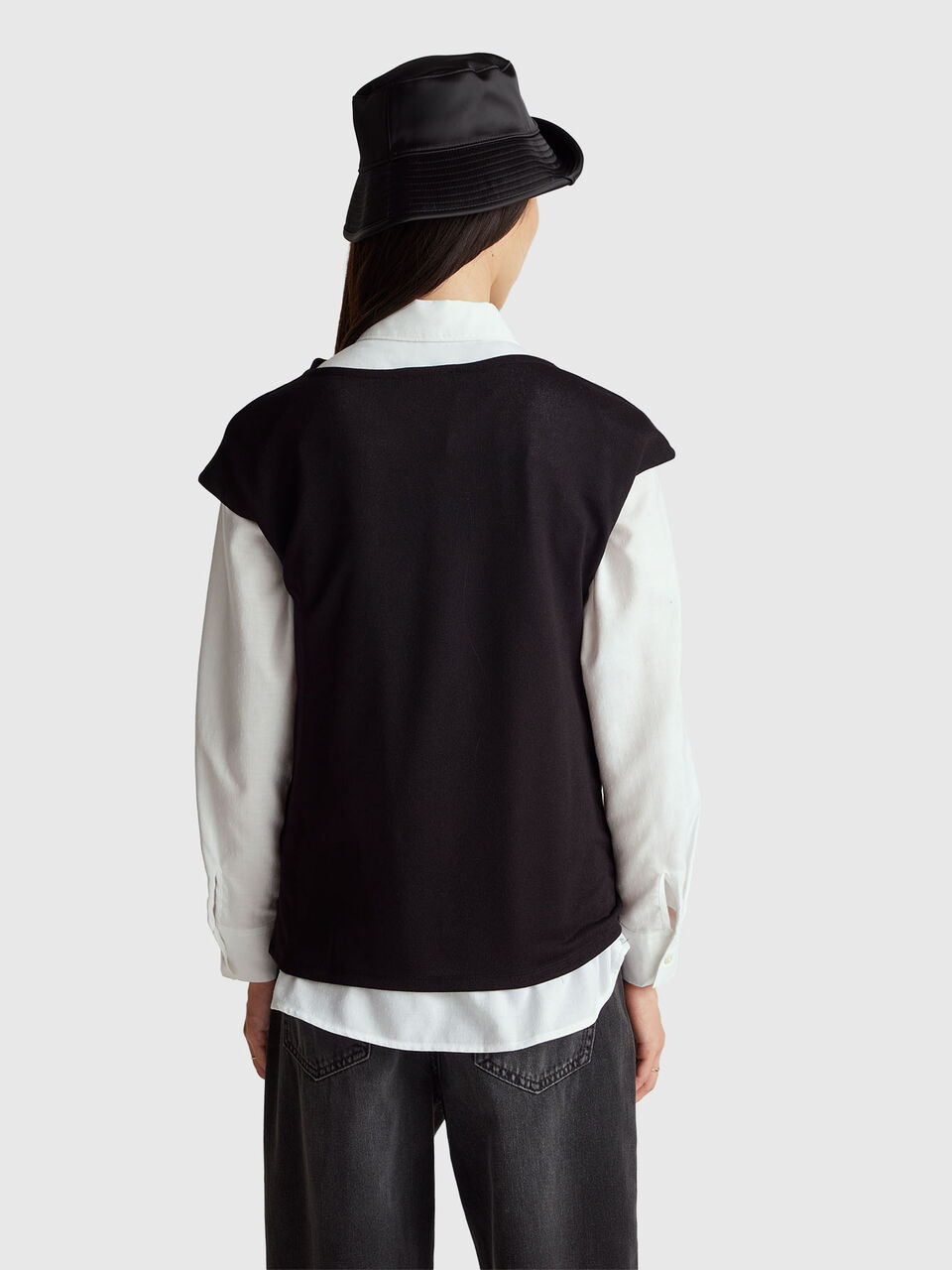 SLEEVELESS SWEATER Women image number null