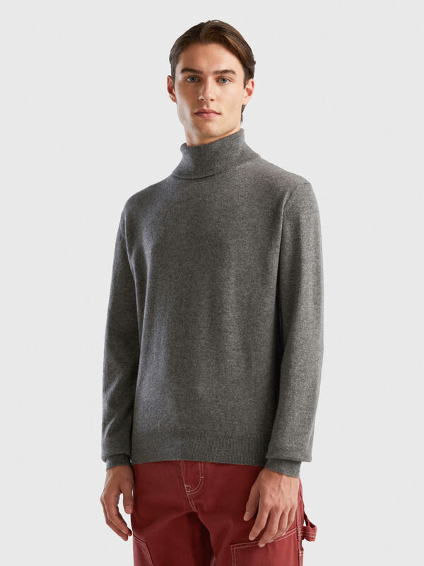 Dark gray turtleneck in pure cashmere Men