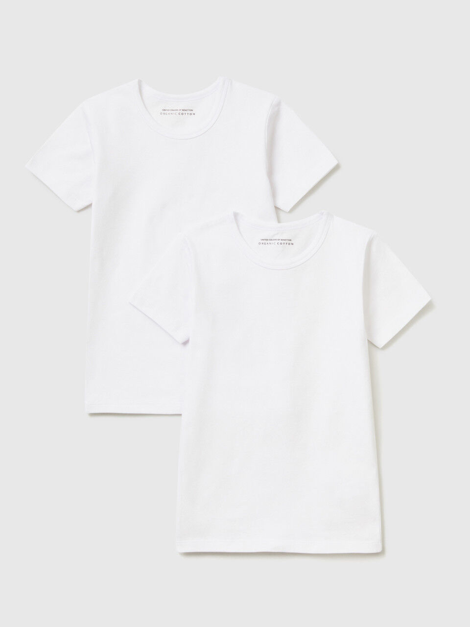 Δύο t-shirts λευκά από οργανικό βαμβακερό στρετς