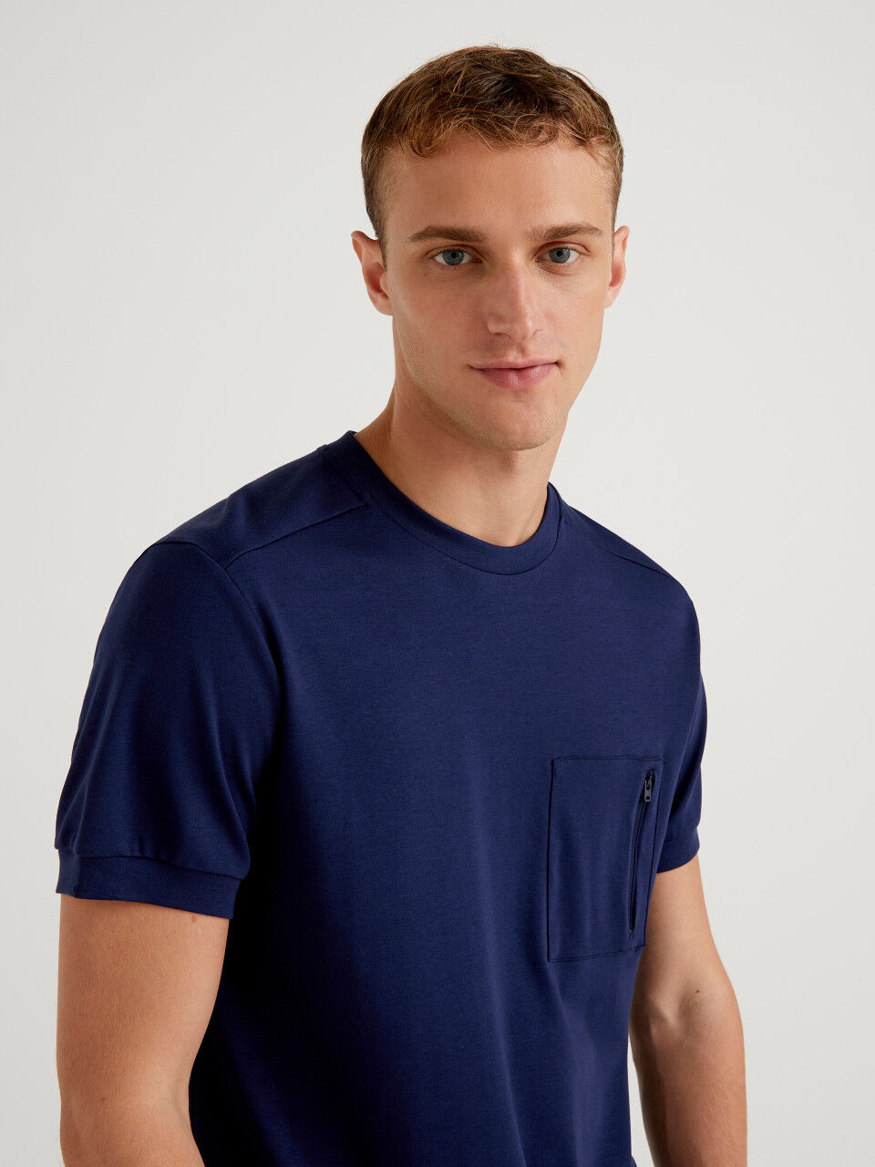 T-shirt with zipped pocket