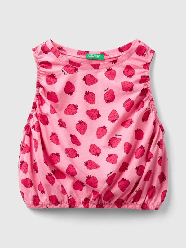 Pink top with strawberry print Junior Girl