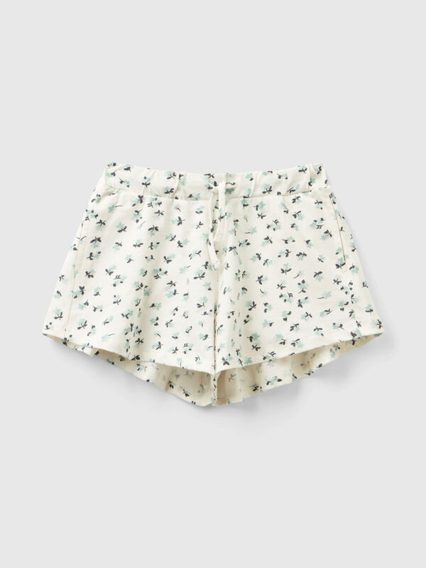 White shorts with flower print Junior Girl