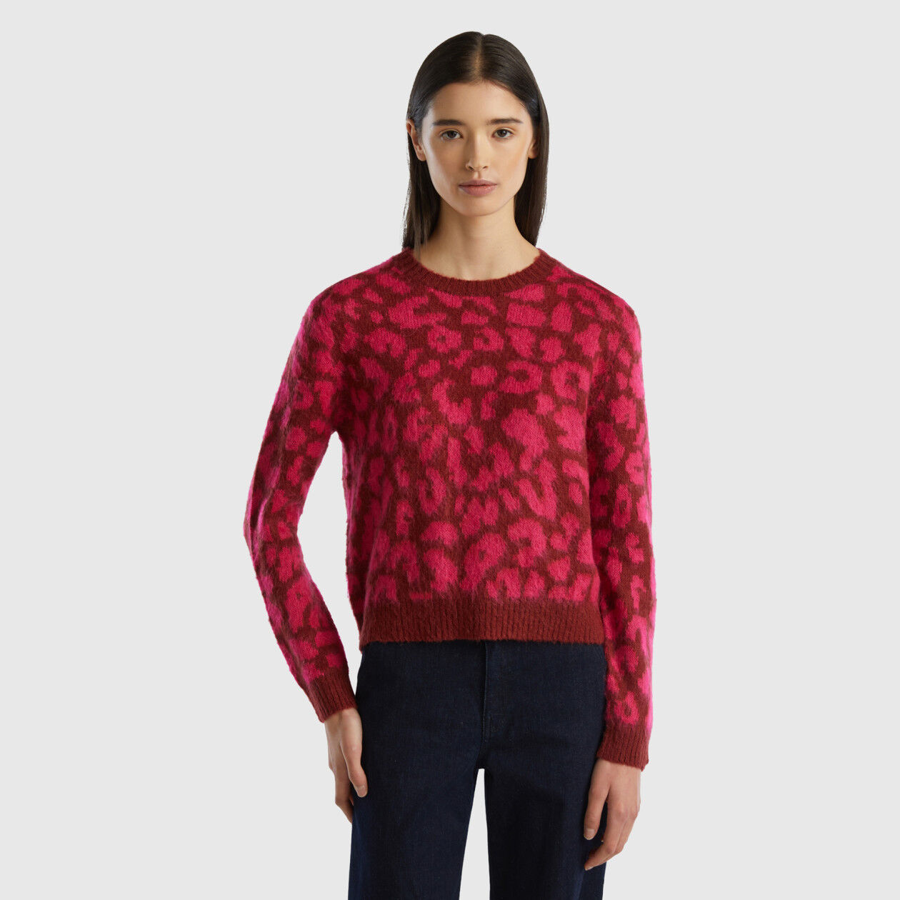 Red animal outlet print sweater
