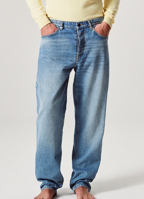 
Men's Relaxed Fit Jeans
