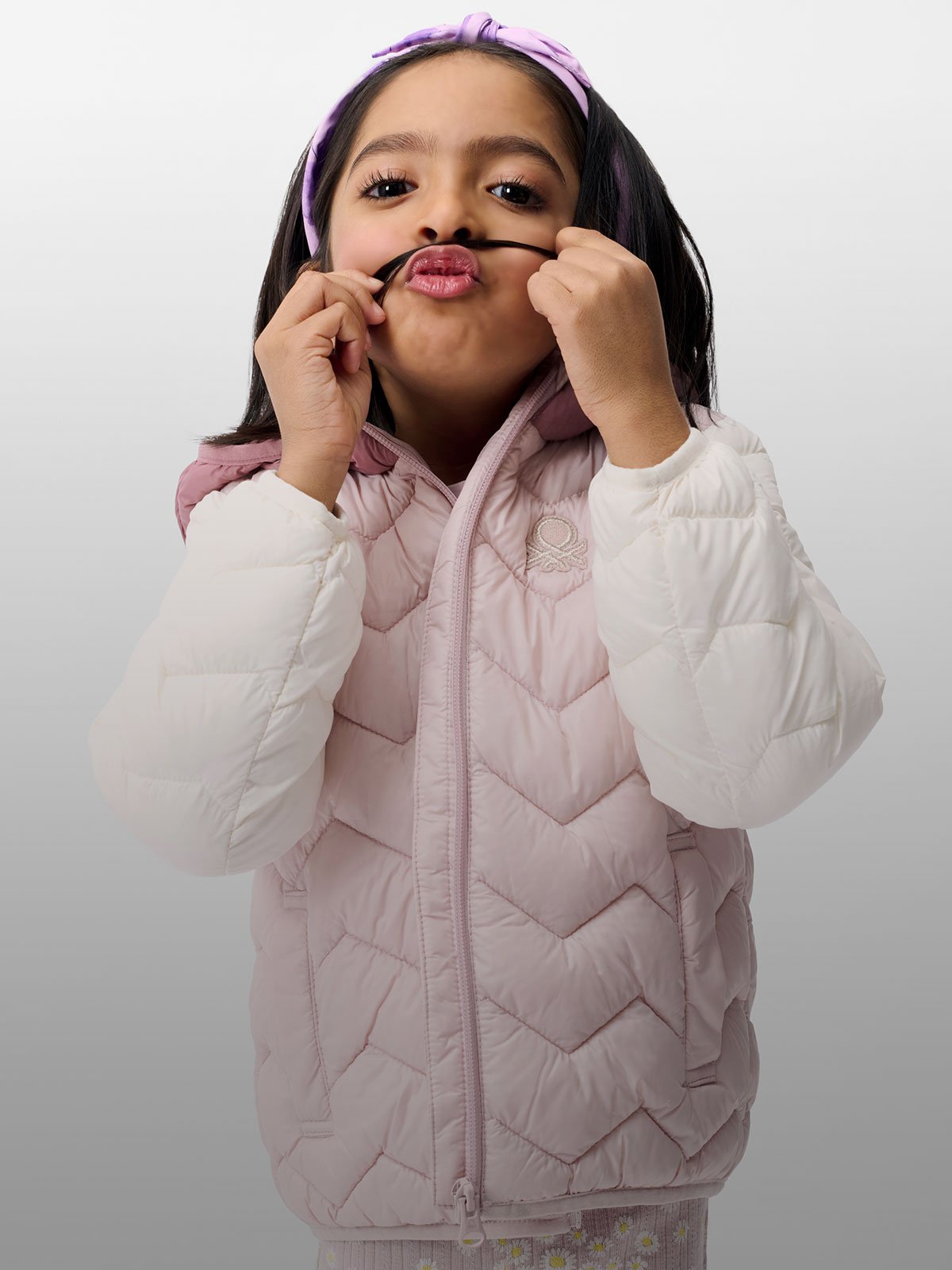 &mu;&iota;&kappa;&rho;&omicron; &kappa;&omicron;&rho;&iota;&tau;&sigma;&iota; <span class="text-l playful">(1-6 &epsilon;t&omega;&nu;)</span> benetton