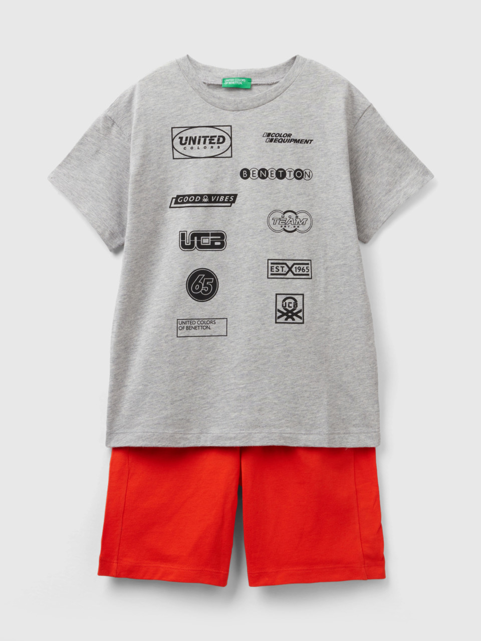 Benetton, Conjunto De Camiseta Y Bermudas, Gris Claro, Niños